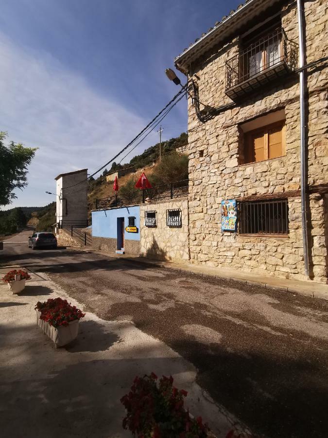Casa Rural Y Albergue Tormon Exterior photo