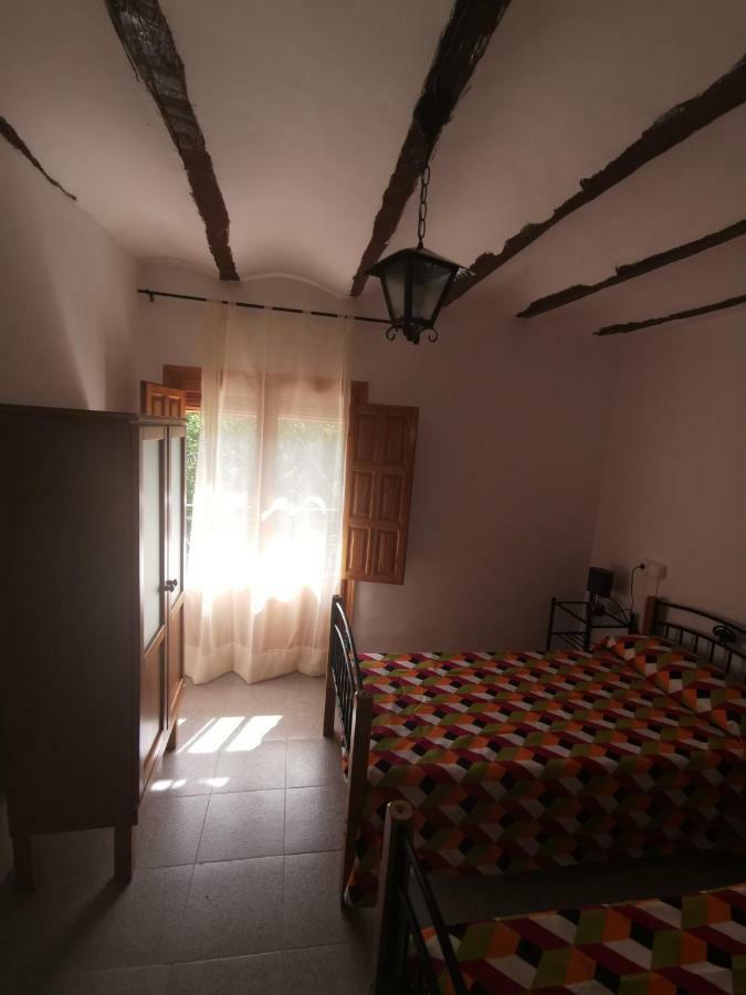 Casa Rural Y Albergue Tormon Exterior photo