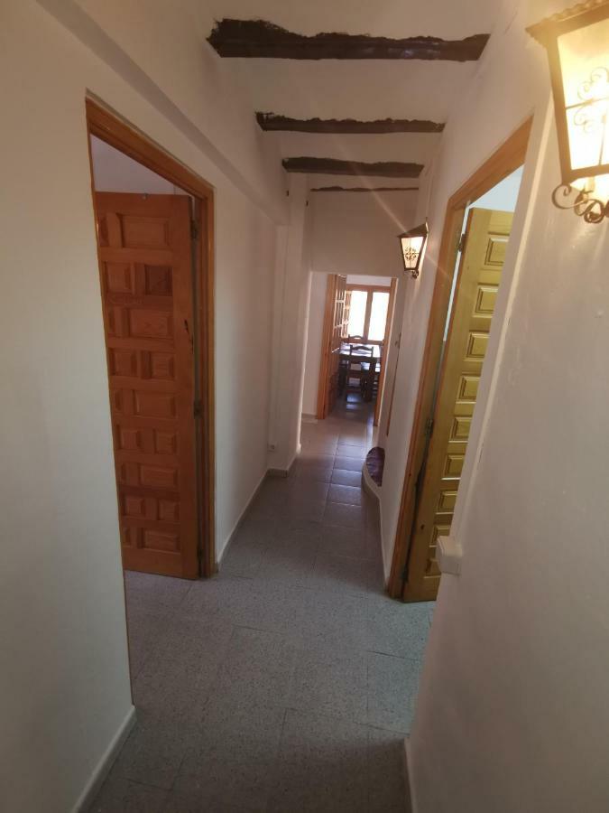 Casa Rural Y Albergue Tormon Exterior photo